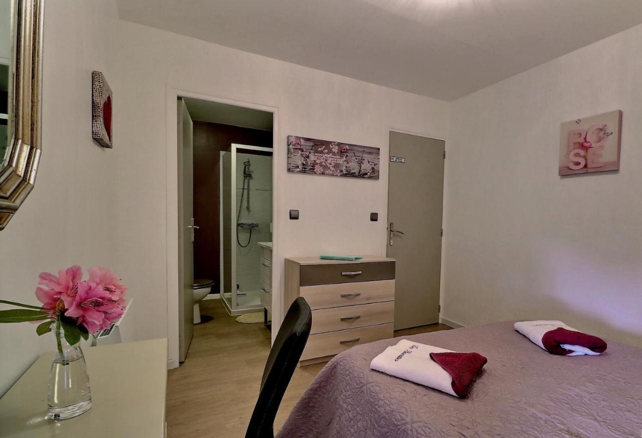 Chambres D'Hotes Les Fleurettes En Baie Du Mont Saint Michel Exterior photo